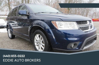 Used 2017 Dodge Journey SXT w/ Comfort/Convenience Group image 1