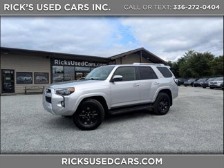 Used 2017 Toyota 4Runner SR5 image 1