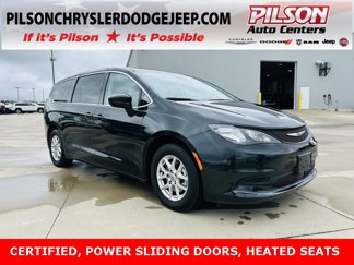 Used 2023 Chrysler Voyager LX image 1