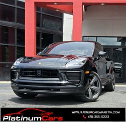 Used 2023 Porsche Macan image 1