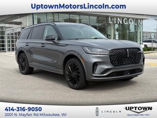 New 2025 Lincoln Aviator Reserve w/ Jet Appearance Package image 1