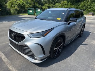 Used 2021 Toyota Highlander XSE image 1