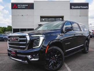 Used 2025 GMC Yukon XL Elevation image 1
