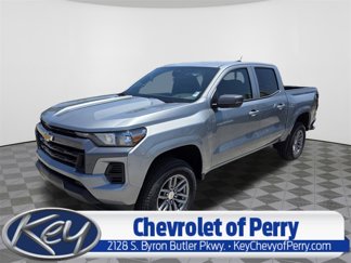 New 2025 Chevrolet Colorado LT w/ Advanced Trailering Package image 1
