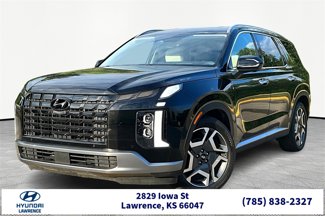 Used 2024 Hyundai Palisade Limited image 1