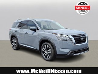 New 2025 Nissan Pathfinder Platinum image 1