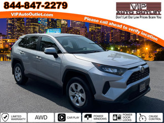 Used 2022 Toyota RAV4 LE image 1