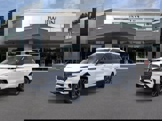 New 2025 Lincoln Aviator Reserve w/ Equipment Group 201A image 1