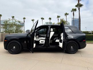 Used 2019 Rolls-Royce Cullinan image 1