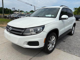 Used 2017 Volkswagen Tiguan Limited w/ Premium Package image 1