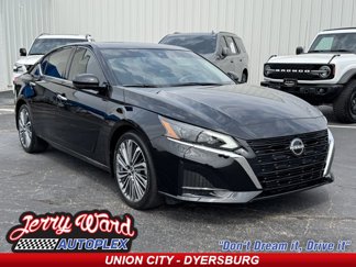 Used 2024 Nissan Altima 2.5 SL image 1