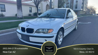 Used 2002 BMW 325i Sedan image 1