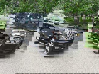 Used 2016 Chevrolet Suburban LT image 1