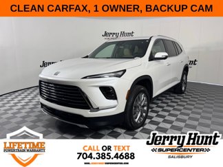 Used 2025 Buick Enclave Preferred w/ Power Package image 1