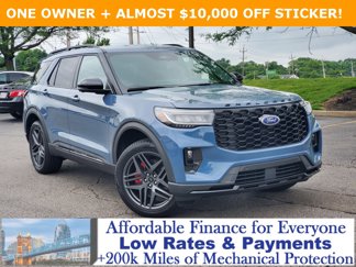 Used 2025 Ford Explorer ST-Line w/ Premium Package image 1