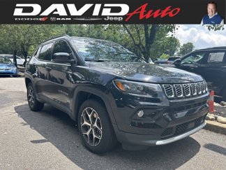 Used 2025 Jeep Compass Limited image 1