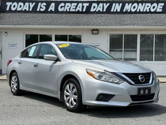 Used 2016 Nissan Altima 2.5 SR image 1