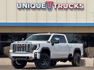 Used 2025 GMC Sierra 3500 Denali image 1