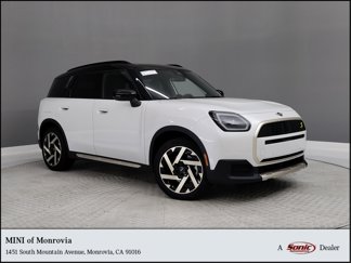 New 2025 MINI Cooper Countryman S E image 1