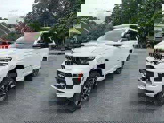 Used 2021 Jeep Grand Cherokee L Overland w/ Luxury Tech Group IV image 1