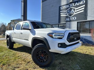 Used 2023 Toyota Tacoma TRD Off-Road image 1
