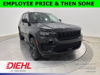 New 2025 Jeep Grand Cherokee Altitude image 1