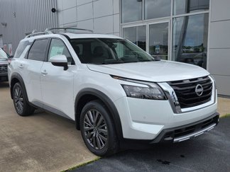 New 2025 Nissan Pathfinder SL w/ SL Premium Package image 1