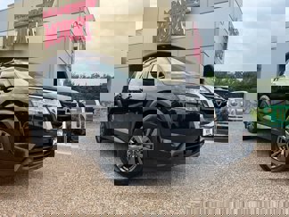 Used 2022 Nissan Pathfinder SV image 1