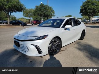 Used 2025 Toyota Camry XSE image 1