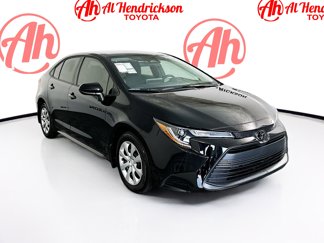 Used 2025 Toyota Corolla LE image 1