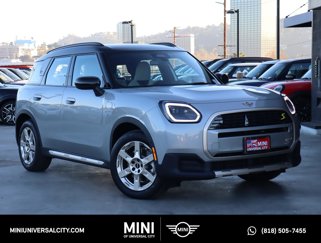 New 2025 MINI Cooper Countryman S E image 1