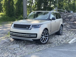 New 2025 Land Rover Range Rover SE image 1