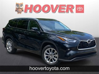 Used 2024 Toyota Highlander Limited image 1
