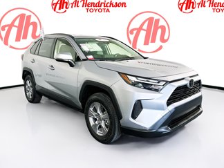 Used 2025 Toyota RAV4 XLE image 1