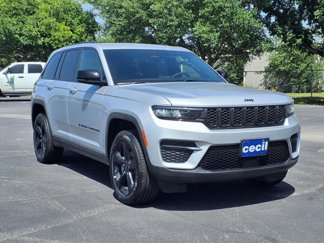 New 2025 Jeep Grand Cherokee Altitude image 1