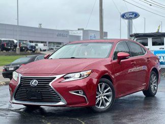 Used 2016 Lexus ES 300h image 1
