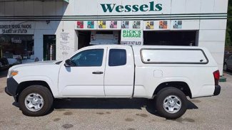 Used 2019 Toyota Tacoma SR image 1