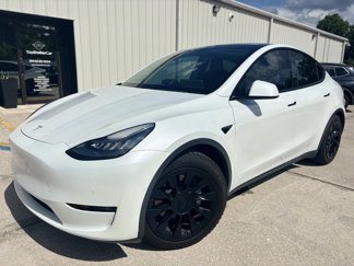 Used 2021 Tesla Model Y 2WD image 1
