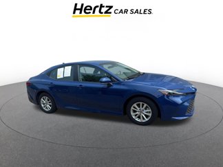 Used 2025 Toyota Camry LE image 1