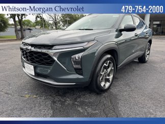 Used 2025 Chevrolet Trax LT w/ Driver Confidence Package image 1