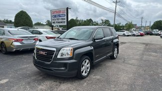 Used 2017 GMC Terrain SLE image 1