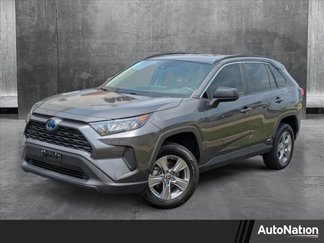 Used 2022 Toyota RAV4 LE image 1