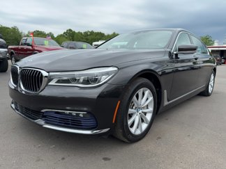 Used 2017 BMW 750i xDrive image 1
