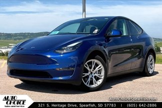 Used 2024 Tesla Model Y Long Range image 1