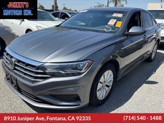 Used 2019 Volkswagen Jetta SE image 1