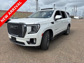 Used 2023 GMC Yukon Denali Ultimate w/ LPO, Floor Liner Package image 1