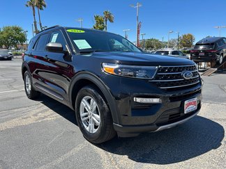 Used 2024 Ford Explorer XLT w/ Equipment Group 202A image 1