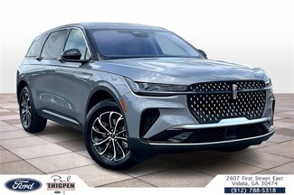 New 2025 Lincoln Nautilus Premier image 1