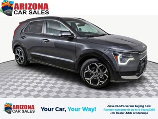 Used 2023 Kia Niro SX Touring image 1