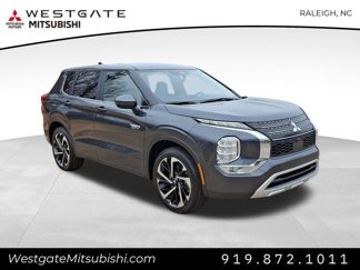 New 2025 Mitsubishi Outlander SE image 1